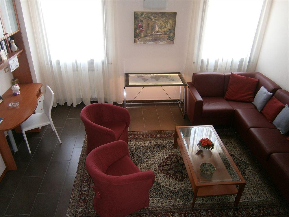 לינה וארוחת בוקר לה ספציה Arianna Hill House מראה חיצוני תמונה
